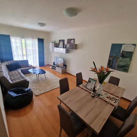 Apartamento Ina's Garden In Santa Cruz - Madeira