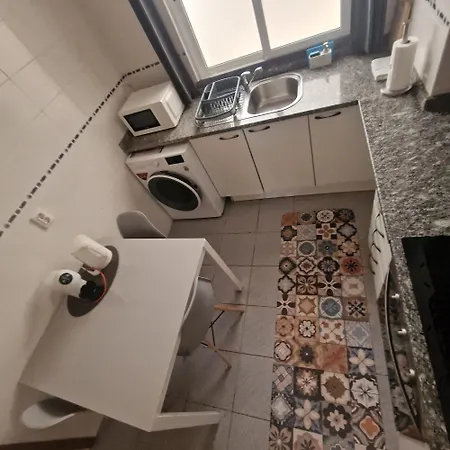 Ina's Garden In Апартаменты *